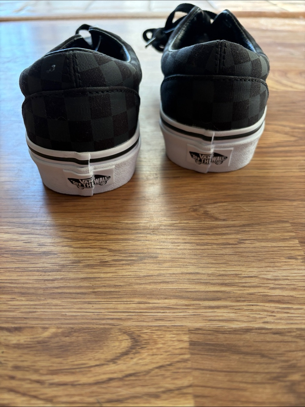 Vans Checkerboard Canvas Low-Top Sneakers - Black & Gray - Picture 11 of 13